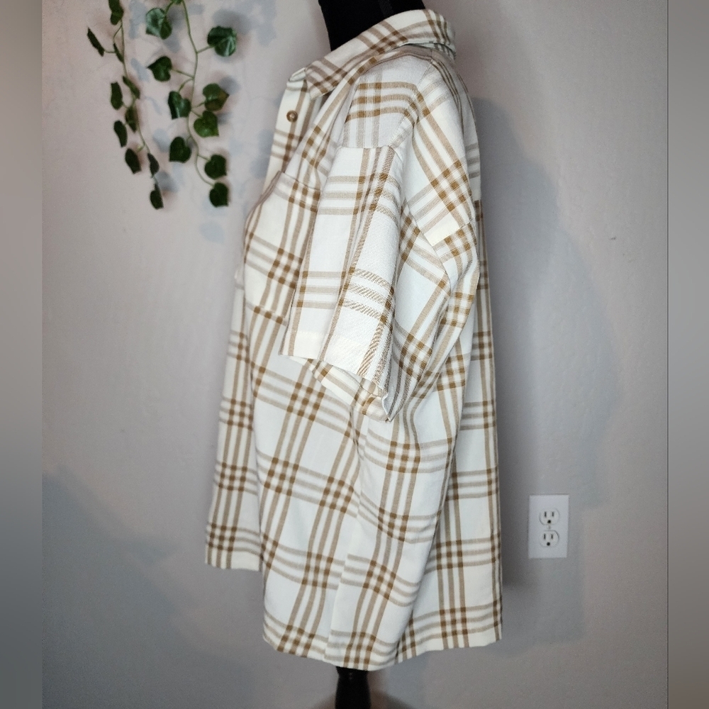Princess Polly Neutral Plaid Button Down Pocket Tee Size L/XL - Picture 7 of 11